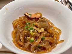 沙蒜烧豆面-新荣记(BFC外滩金融中心店)