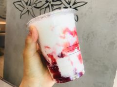 小雪荔枝瑞纳冰-瑞幸咖啡(水平方店)