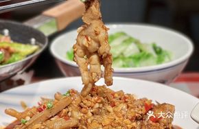 Lotus Root with Chicken Feet