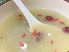 -撒拉人家.酸菜牦牛肉火锅