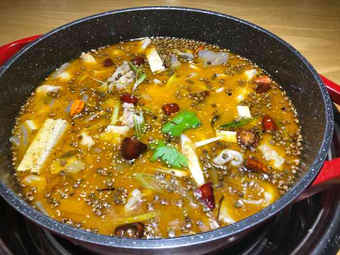 打分 每次去重庆都要吃顺水鱼馆的椒麻鱼锅,这次在西安也试了一下