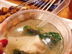 -老东镇啤酒屋海鲜加工·蒸汽海鲜·海鲜烧烤(台东店)