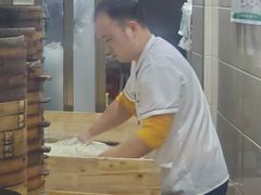 -舒小笼松针小笼包