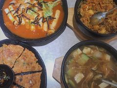 -文成焕·家族韩式餐厅