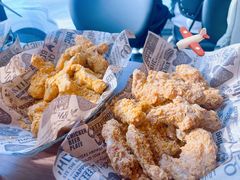 -BHC炸鸡(明洞总店)