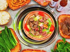 -阿婆情腊排骨火锅(金虹路店)