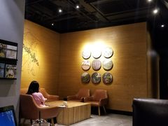 大堂-星巴克臻选(长沙运达中央广场店)