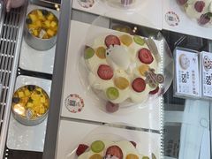 -花花卷卷·鲜食蛋糕(静安久光百货店)