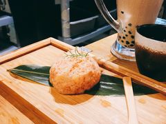 飞鱼籽墨鱼滑-湊湊火锅·茶憩(杭州湖滨银泰in77店)
