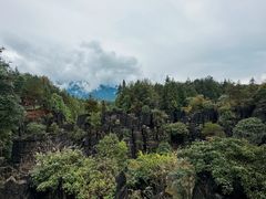 -梭布垭石林景区
