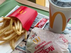 -麦当劳(新天地得来速店)