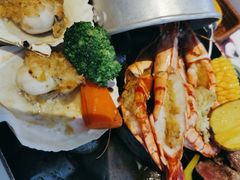 -水桶王国主题餐厅·聚会·生日派对·亲子活动·家庭套餐(亚龙湾希尔顿店)