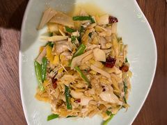 -七步香云南山里菜(昆明老街店)
