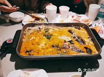 「半天妖烤鱼(青岛鸿泰广场店)」 给猫猫看病