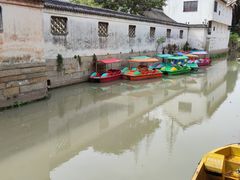 -汇龙潭