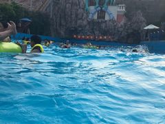 -平湖九龙山乐满地水上乐园