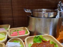 -独食火锅·半米屋台(直营总店)