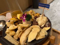 -一朵菌·野生菌探索家火锅(南亚店)