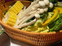 -椰子湾·海南火锅·糟粕醋·椰子鸡(正大广场店)