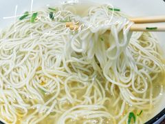 -百年老字号·观振兴蟹黄面·三虾面·苏式面(观前街富仁坊巷店)