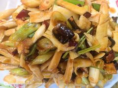 -瑞杰烧烤店·24小时营业(山东路店)