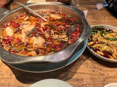 -麻辣总动员·川派海鲜·现炒浇头面·自贡菜(五彩城店)