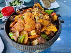 -撒拉人家.酸菜牦牛肉火锅