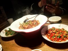 -爱碗亭·鲜炒湖南菜(壹城中心店)