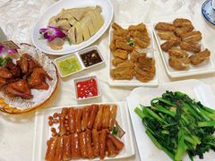 -津津菜馆(绝没分店)