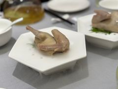 千盐水乳鸽（半只）-狮王府淮扬菜(新街口友谊店)