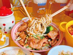 -嗨皮儿·现蒸面皮(抄纸巷店)