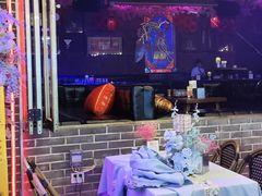 -喜鹊音乐酒馆(西街店)