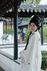 -一揽芳华汉服旗袍体验馆(拙政园店)