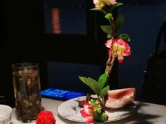 杨梅鳕鱼球-柳莺湖上·湖景餐厅·江南菜(西湖店)