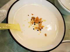 酸奶-马尔龙新疆饭店·清真(瑞景店)