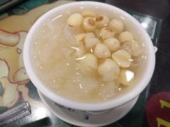莲子雪耳糖水-民信老铺(华盖路店)