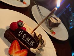 -上海龙之梦万丽酒店