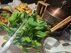 鸡汤煮鸡毛菜-初蓉丨遇见新川菜(亲贤街荣耀店)