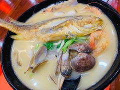 大黄鱼海鲜面-台州老六海鲜面馆(上南总店)