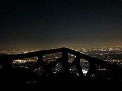 -鬼笑石后山停车场
