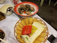 -鲜入围煮花胶鸡海鲜火锅