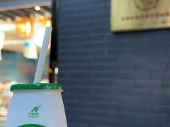 -全家便利店(王府井大街店)