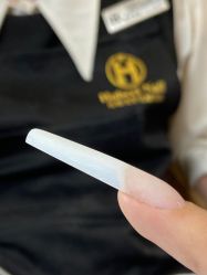 -花岐款式专研健康美甲沙龙