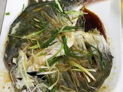 -覃记海鲜美食餐厅