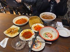 -爆炸头阿姨小四川正宗川味小吃(无任何分店)