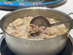 招牌铁锅炖羊肉-羊故事·西北融合菜(华侨城店)