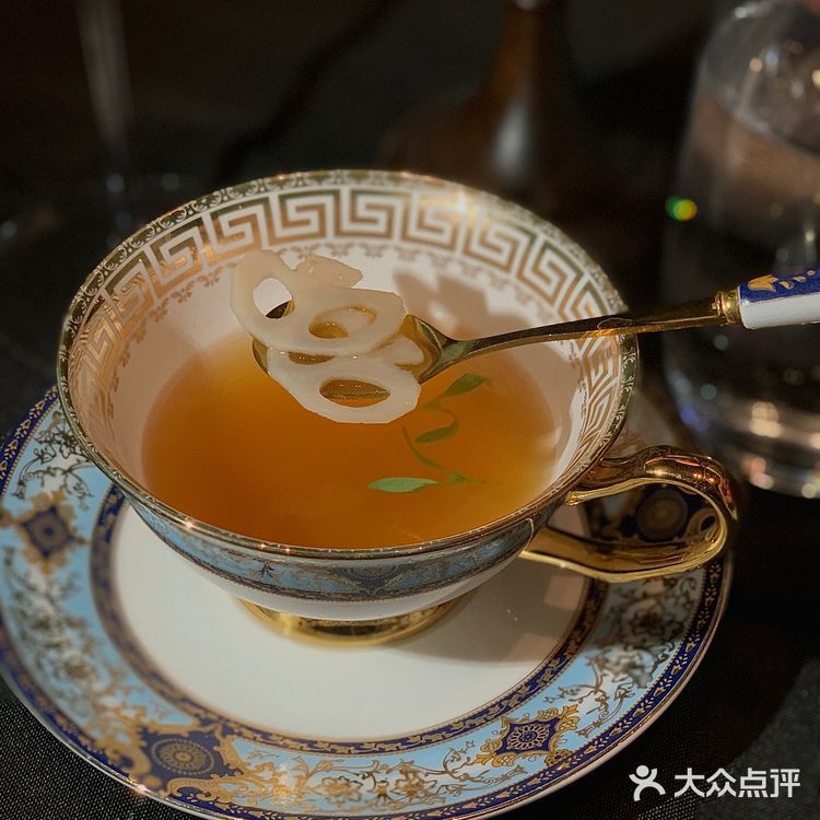 BU CASTLE｜外滩首家暗黑古堡西餐厅🏯