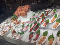 -雍容荟帝王蟹活龙虾展台自助(IFS黑金店)