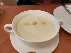 奶油鲜蘑菇汤-新侨三宝乐西餐厅(崇文门店)