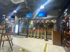 -都市枪神实弹射击俱乐部